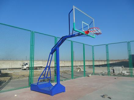 安顺塑胶篮球场的铺设和规格